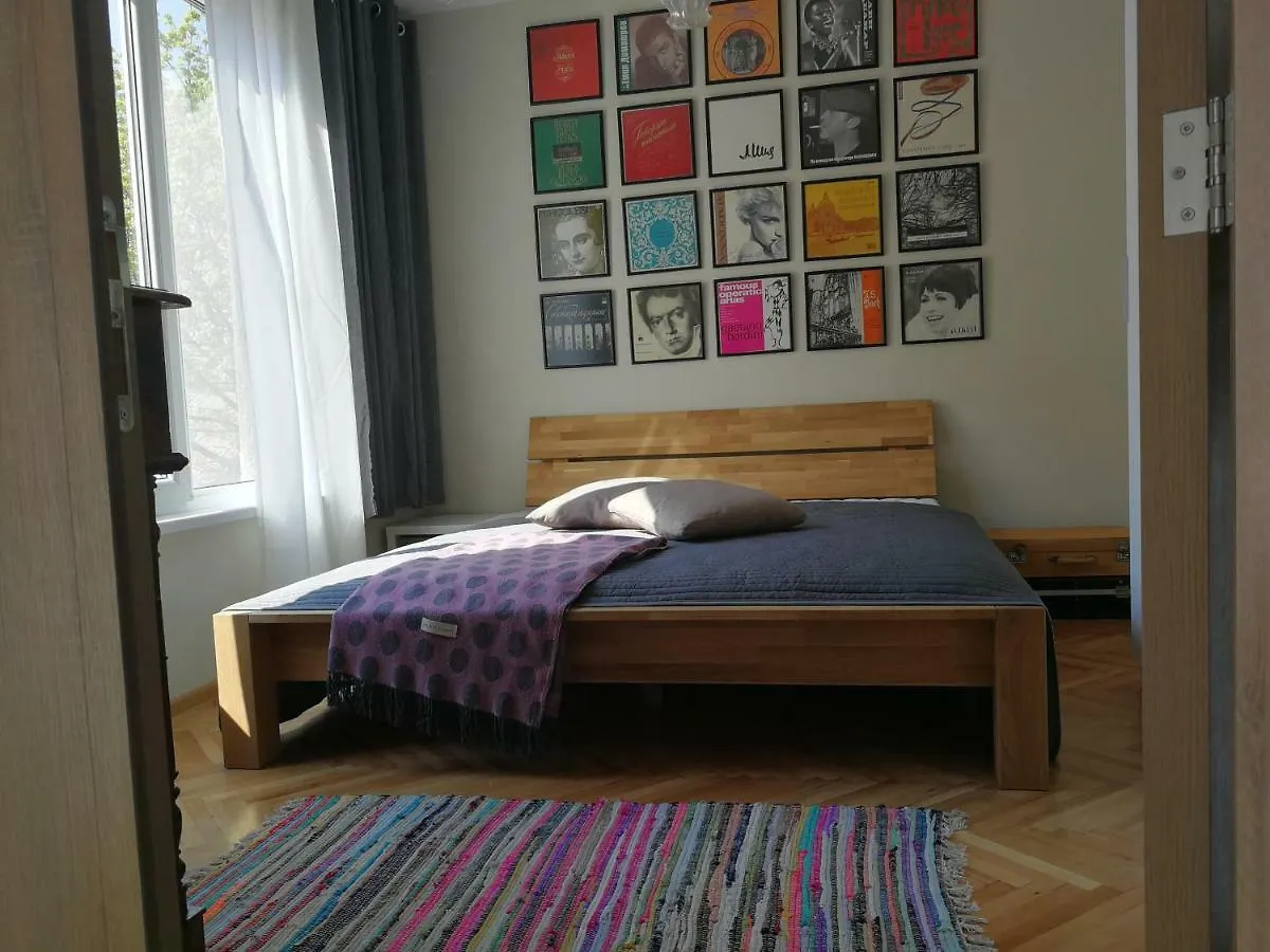 Boho Art Suite 瓦爾納 公寓